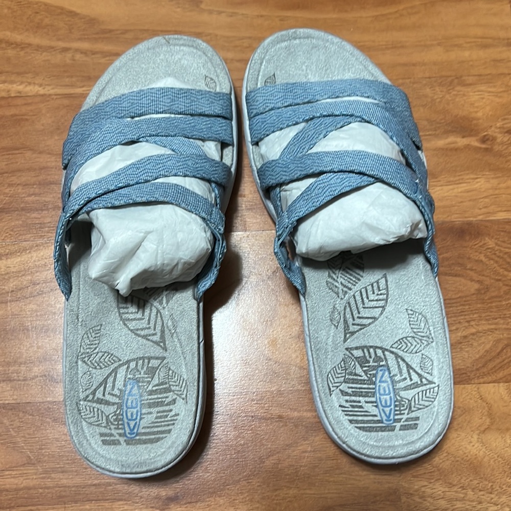 Keen Women’s Slide - New - Picture 2 of 9